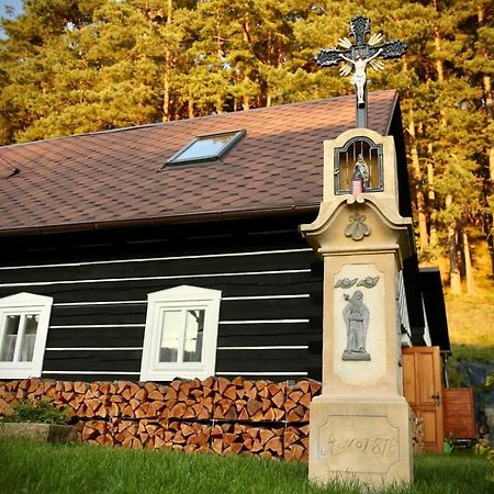 Roubenka 1818 Villa Vselibice Buitenkant foto